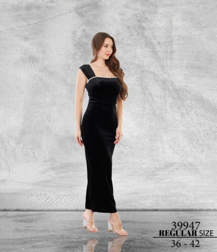 Siyah Normal Beden Maxi Sıfır Kol Kadife 39947