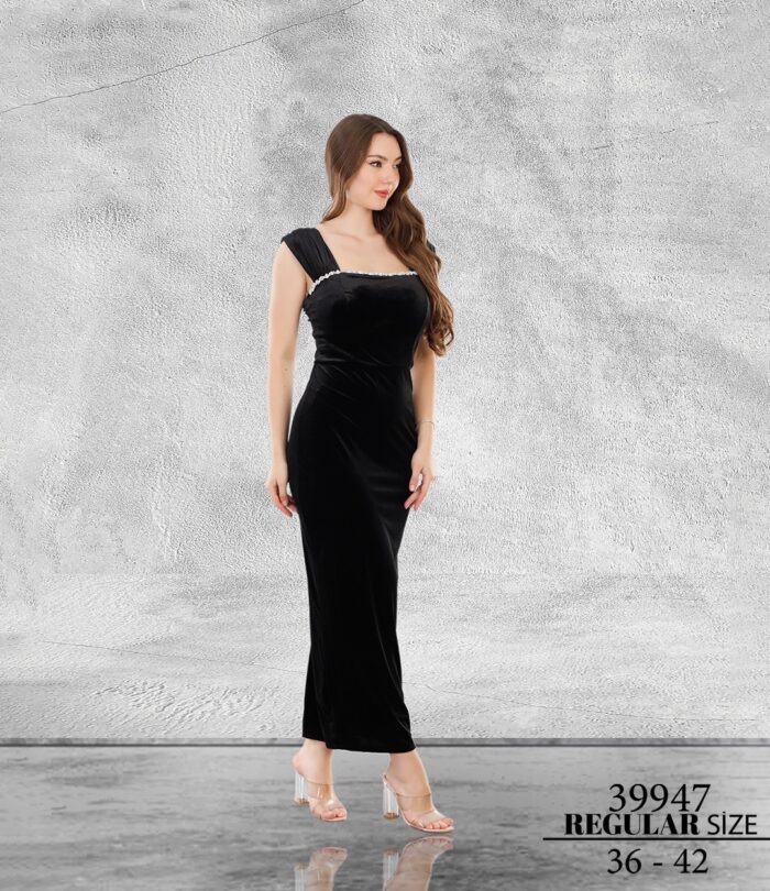 Siyah Normal Beden Maxi Sıfır Kol Kadife 39947